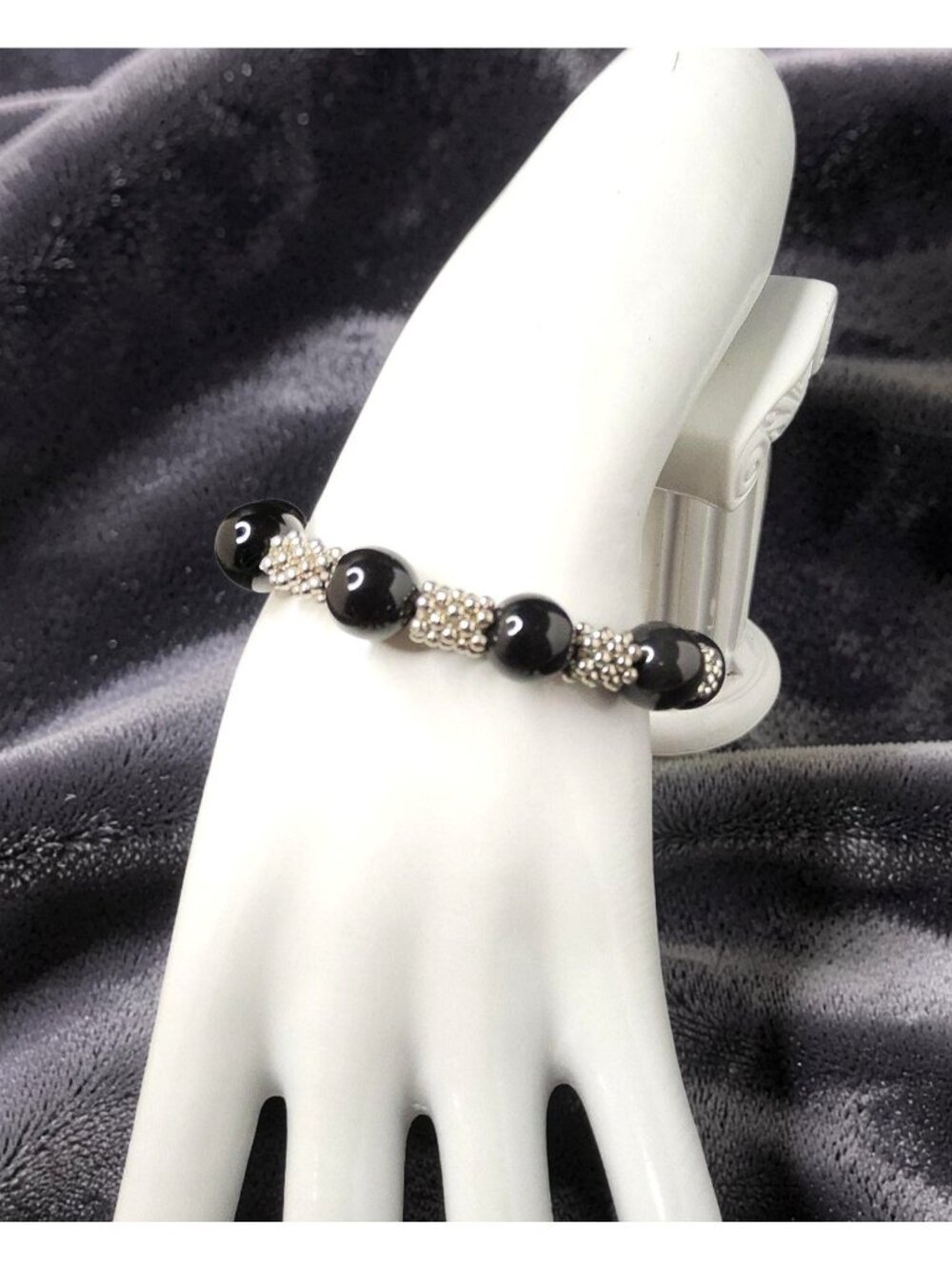 Vintage Genuine Chinese Black Onyx Silver Tone Stretch Bracelet